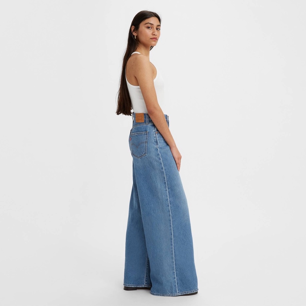 LEVIS XL FLOOD WIDE LEG JEANS 29